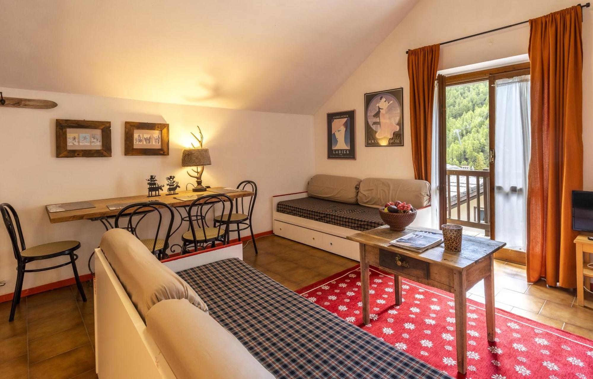 Aparthotel Claviere 3* Claviere